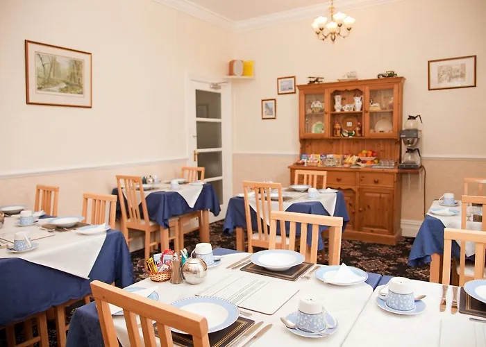 Bed & Breakfast Binton 4*