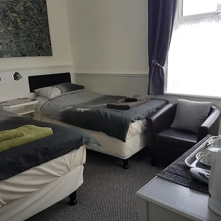 Binton Bed & Breakfast 4*